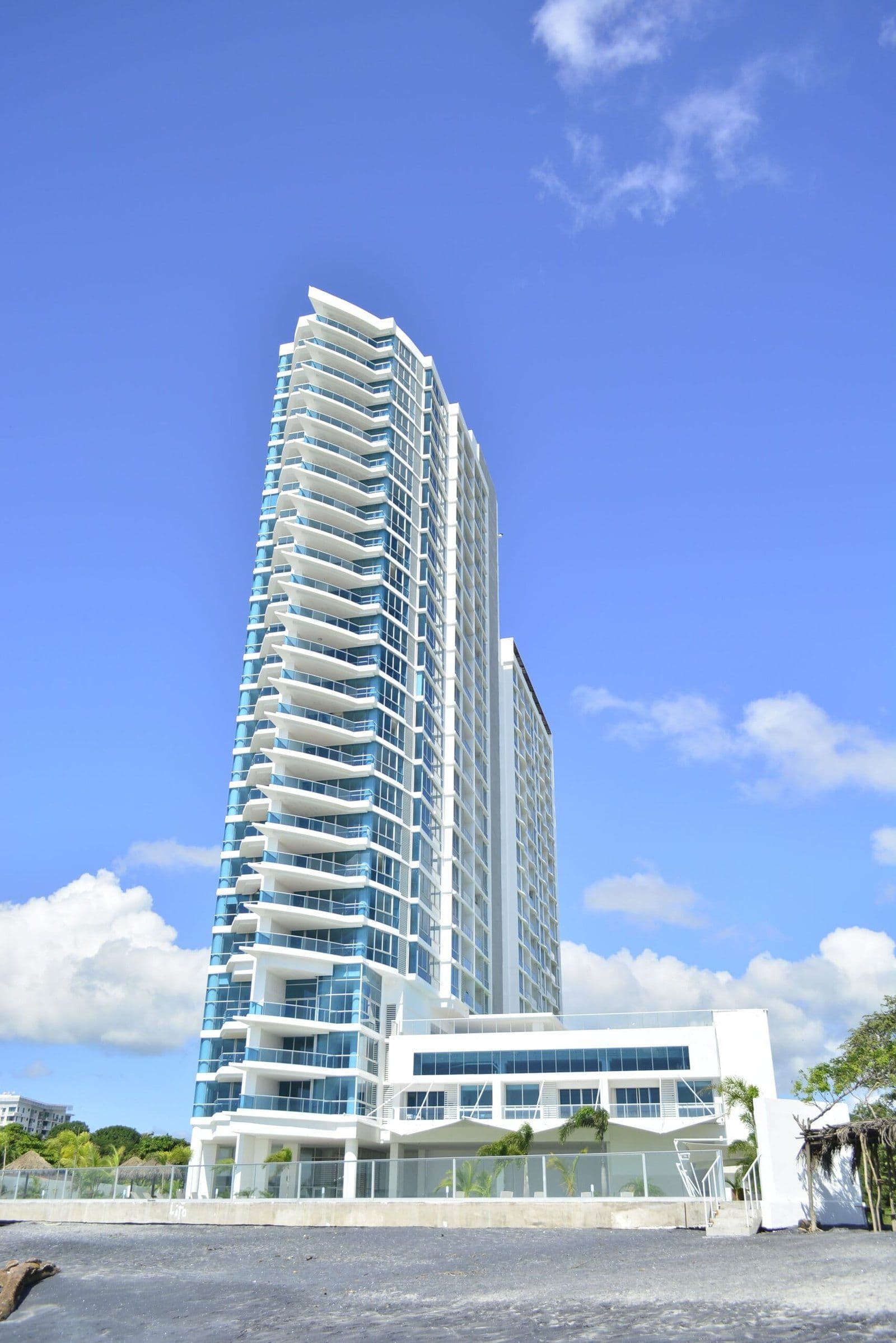 ROYAL PALM, apartment project in Nueva Gorgona, Panama City