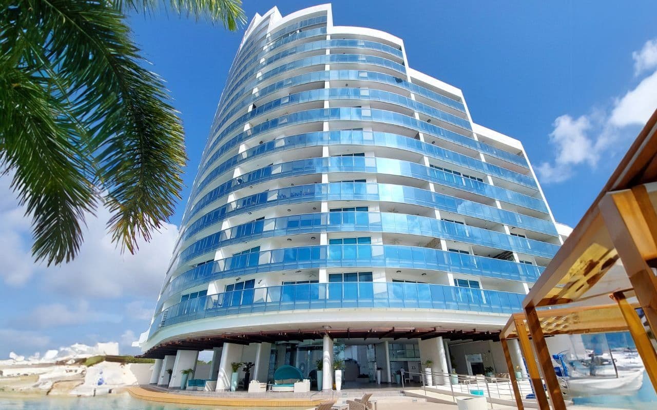 OCEAN WAVES, apartment project in Nueva Gorgona, Panama City